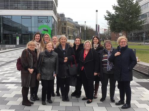 Die Besucherinnen des Zontaclubs waren begeistert vom Gelände des neuen Campus Derendorf. Foto: privat